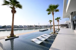 Luxurious Landscapes