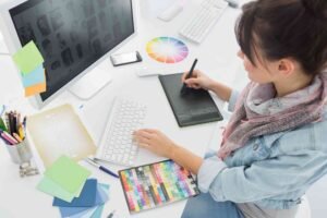 Benefits of Hiring Professional Graphic Designers Over DIY Tools.