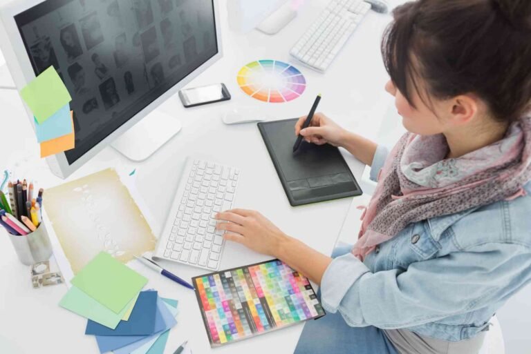 Benefits of Hiring Professional Graphic Designers Over DIY Tools.