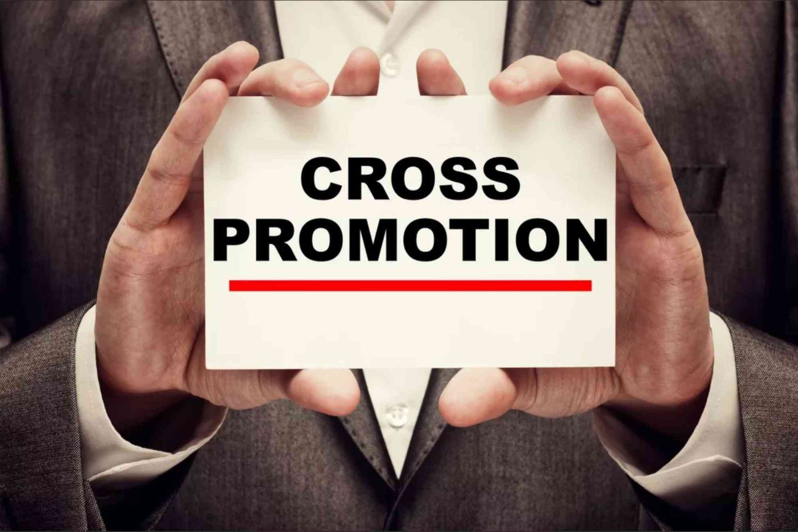 Cross-Promotion Tactics: Combining Guest Posting with Other Marketing Channels