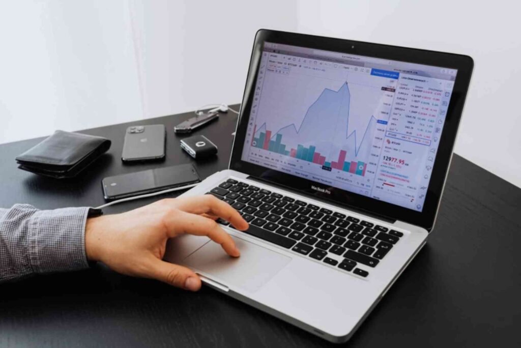 How to Use Guest Posting to Tap into New Markets