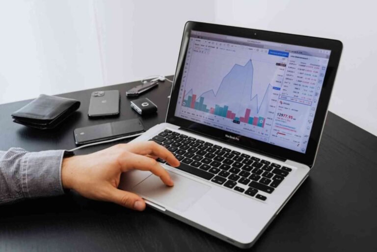 How to Use Guest Posting to Tap into New Markets