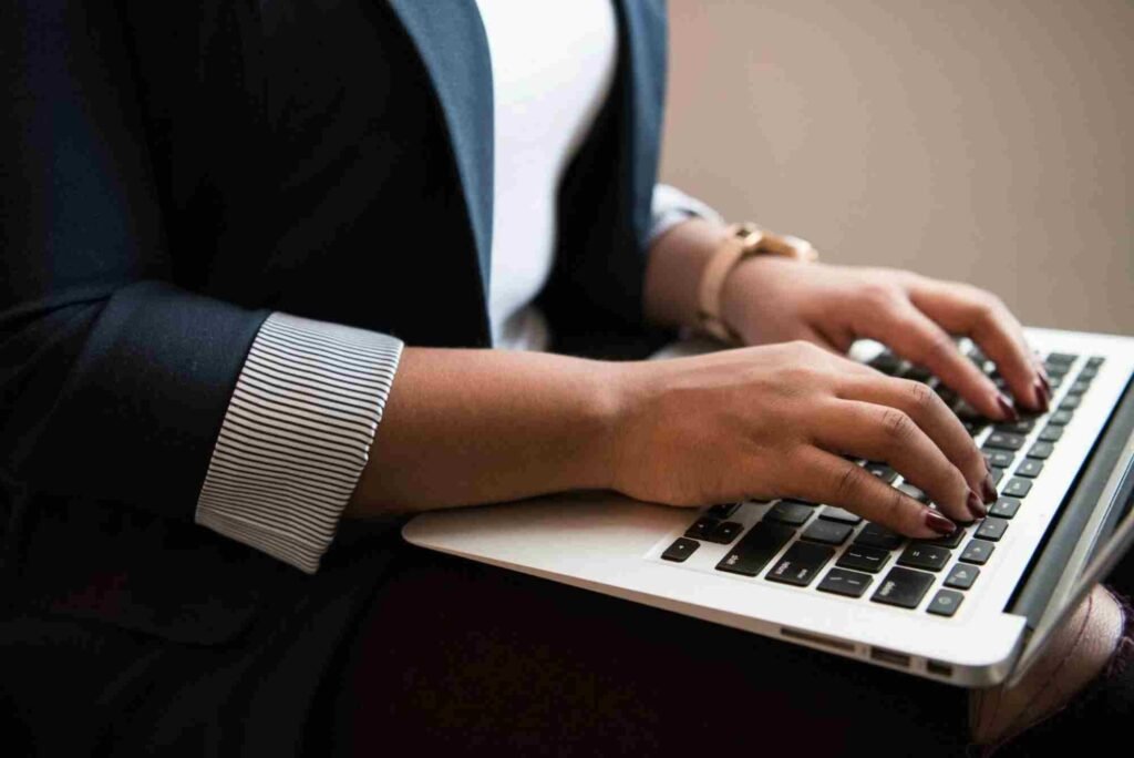 How to Create a Strong Brand Narrative Through Real Estate Guest Posts