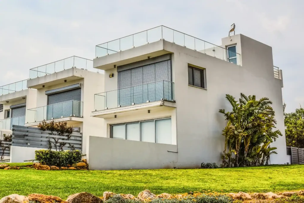 Discover the pros and cons of buying offplan real estate in Dubai and how to make informed, secure investment decisions in a growing market.