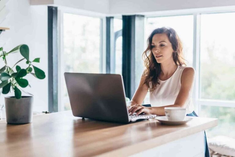 Using Testimonials and Reviews in Real Estate Guest Posts