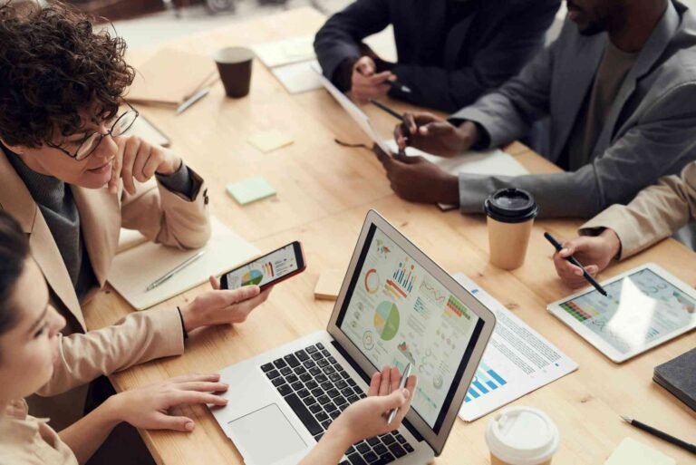 Using Industry Trends to Inform Your Guest Posting Strategy