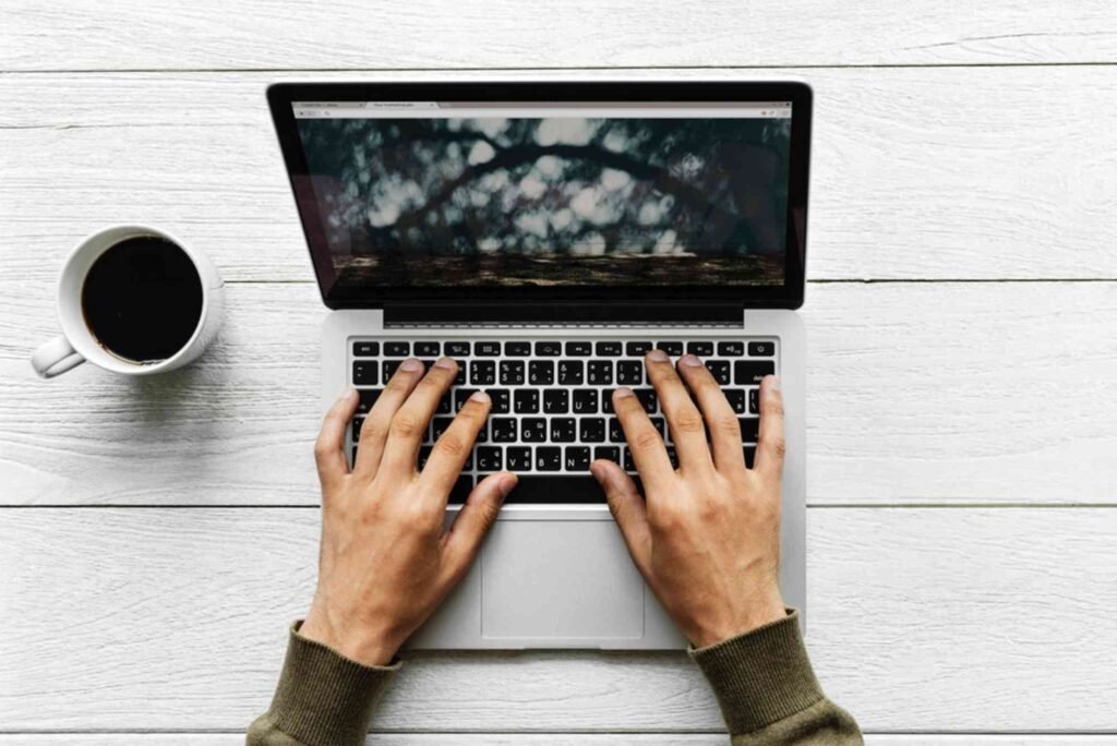 How Guest Posting Helps Search Engines Understand Your Website