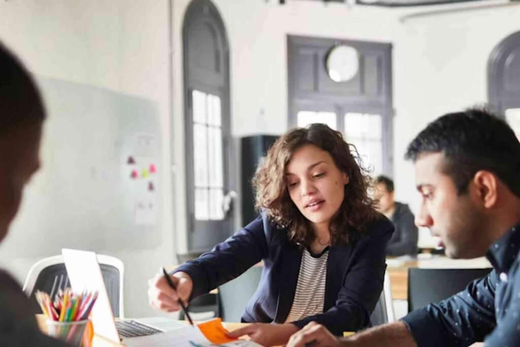 How Industry Trends Influence Guest Publishing