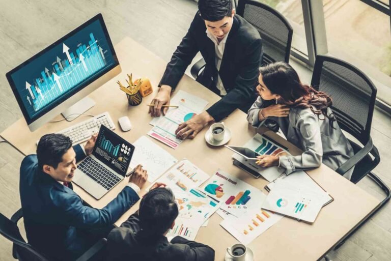 How External Publishing Supports Competitive Advantage