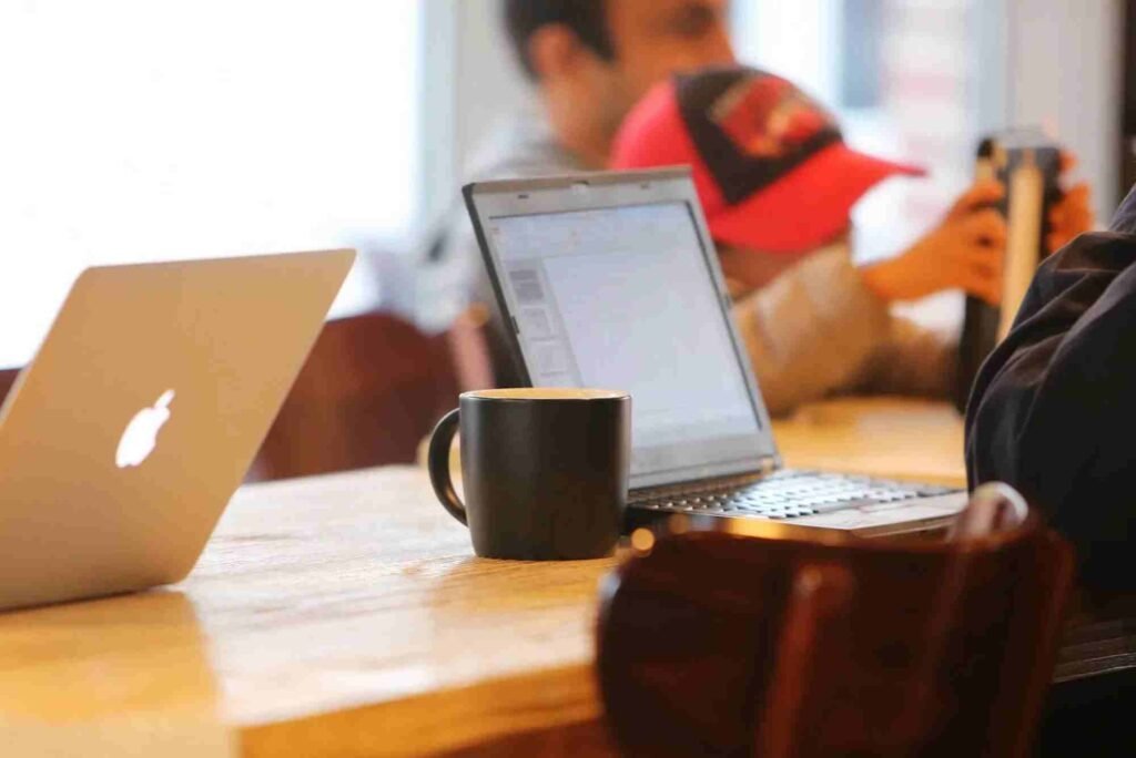 How Guest Posting Improves Brand Recognition