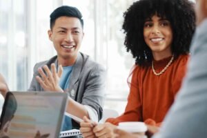 Why Long-Term Strategies Improve Guest Posting Results