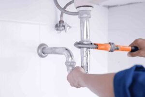 Emergency Plumber in Dubai What to Do in Urgent Situations