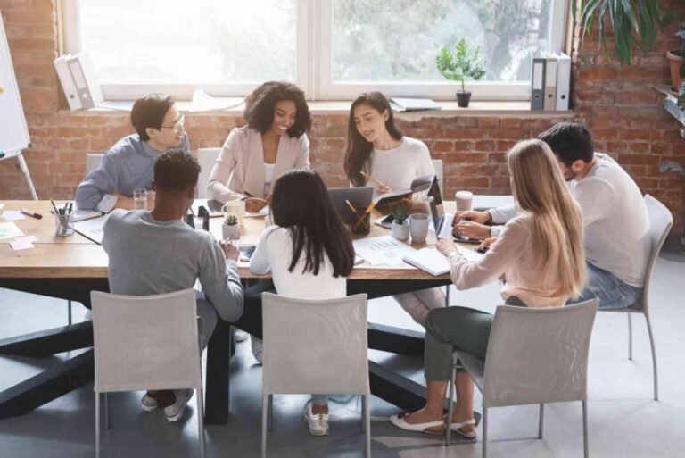 How Guest Posting Builds Competitive Advantage